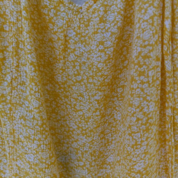 Yellow Ditsy 90s StyleFloral Shorts Romper Size S Festival Summer Beach Vacation - Picture 4 of 15